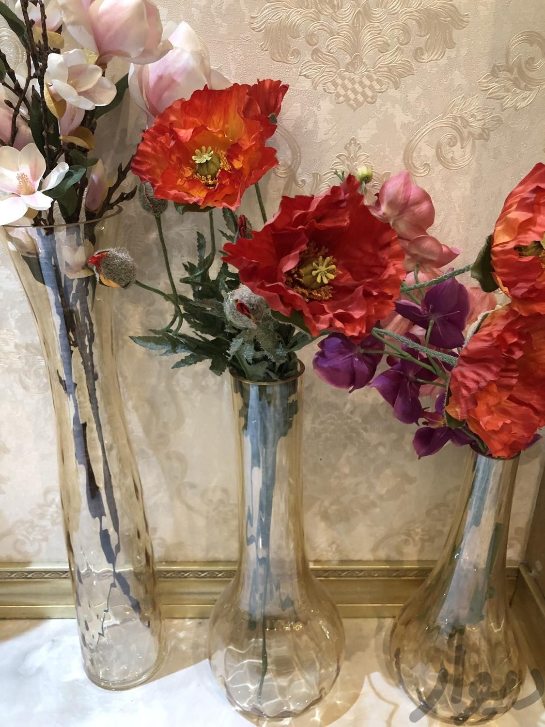 گلدان تزیینی همراه با گل|گل مصنوعی|تهران, پونک|دیوار