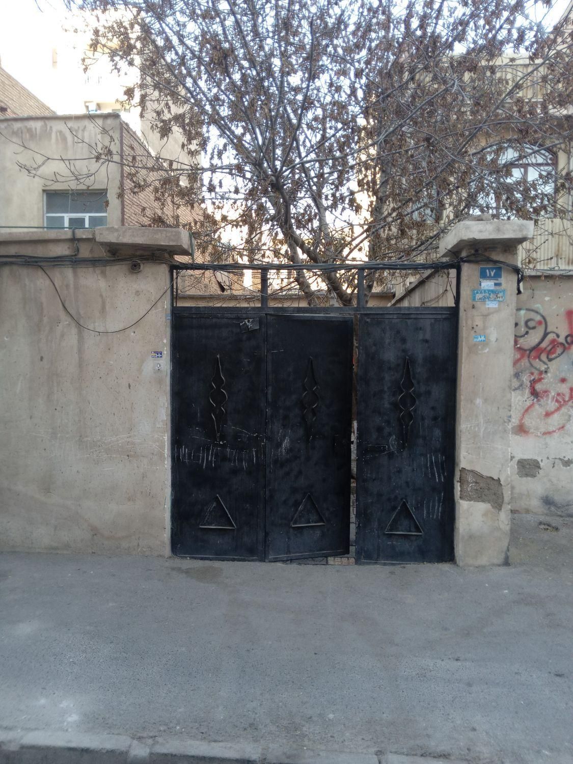 ۱۲۰ متر ویلایی|فروش خانه و ویلا|تهران, دولتخواه|دیوار