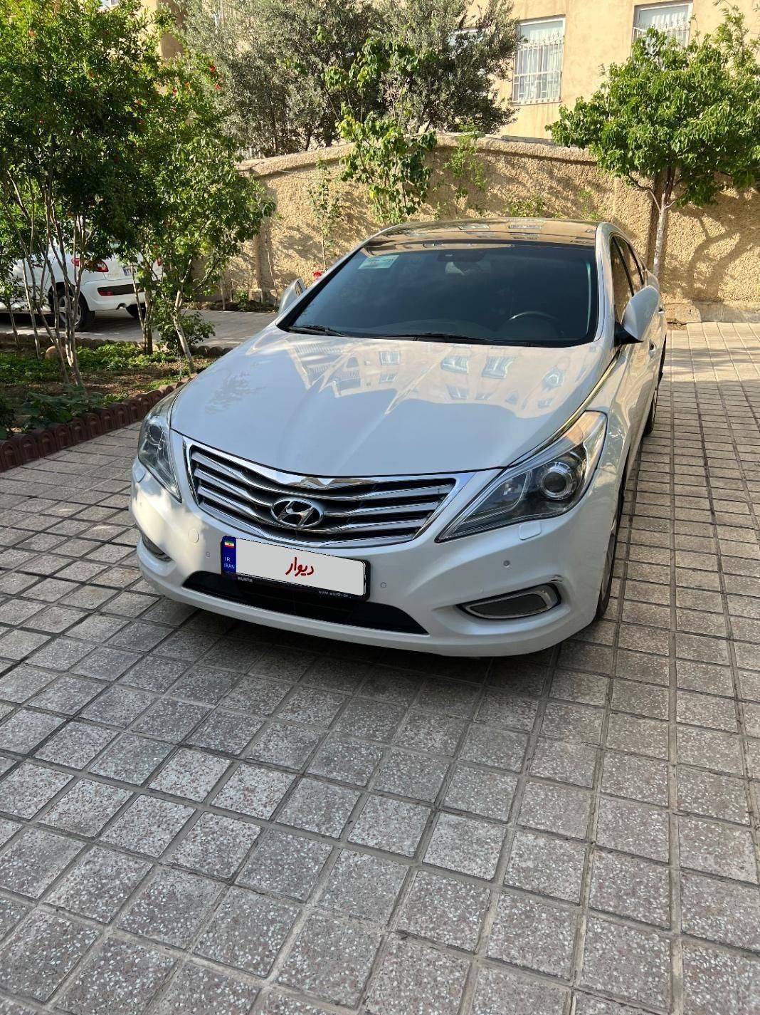 هیوندای آزرا گرنجور 3000cc، مدل۲۰۱2|خودرو سواری و وانت|تهران, سعادت‌آباد|دیوار