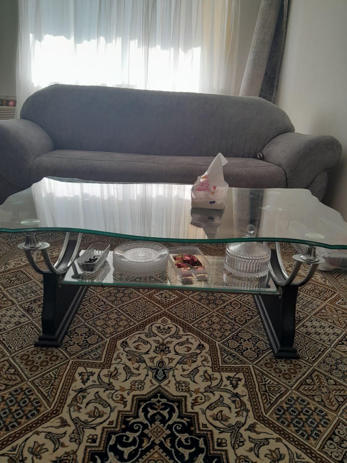 جلو مبلی و میز عسلی|مبلمان خانگی و میز عسلی|گرگان, |دیوار