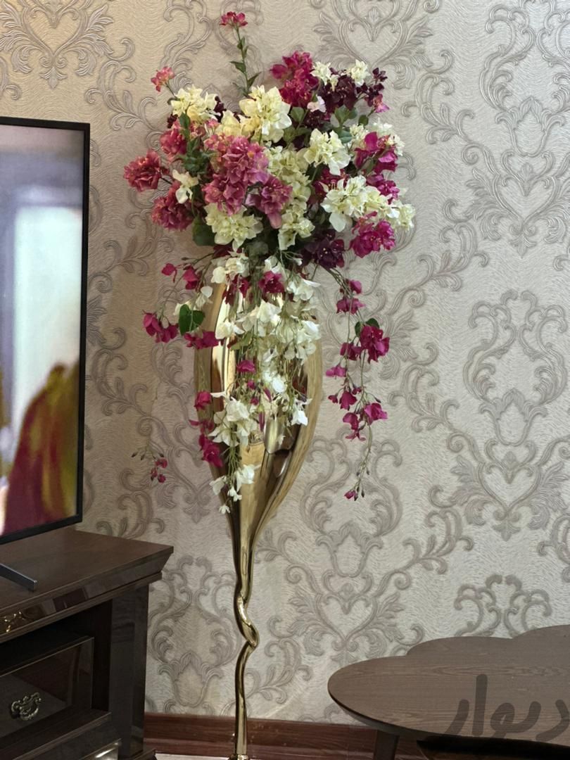 گلدان و گل|گل مصنوعی|ملایر, |دیوار