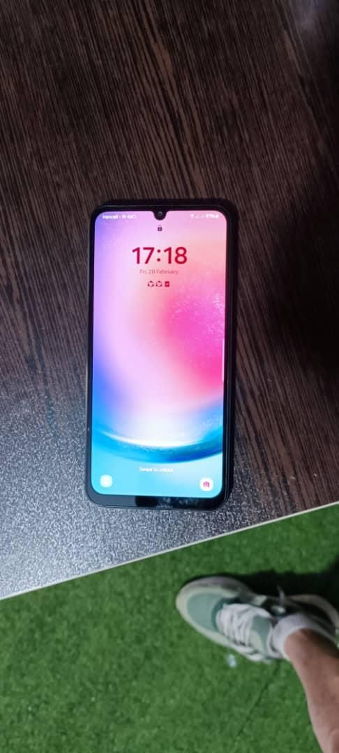 سامسونگ Galaxy A24 4G با حافظهٔ ۱۲۸ گیگابایت|موبایل|اصفهان, ملک‌شهر|دیوار