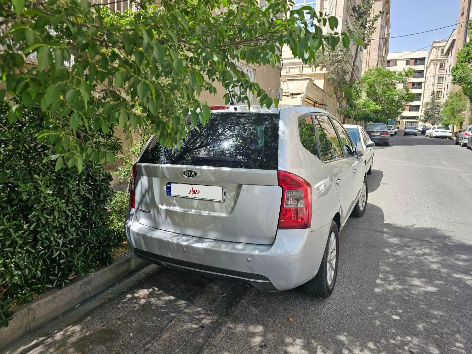 کیا کارنز، مدل ۲۰۱۲|خودرو سواری و وانت|تهران, قزل قلعه|دیوار