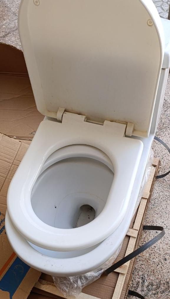 توالت فرنگی سالم بدون ایراد|لوازم سرویس بهداشتی|مرند, |دیوار