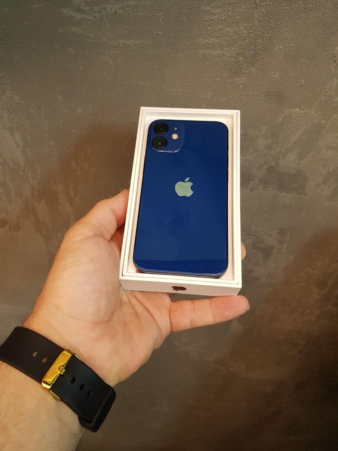 اپل iPhone 12 با حافظهٔ ۱۲۸ گیگابایت|موبایل|تهران, گیشا (کوی نصر)|دیوار