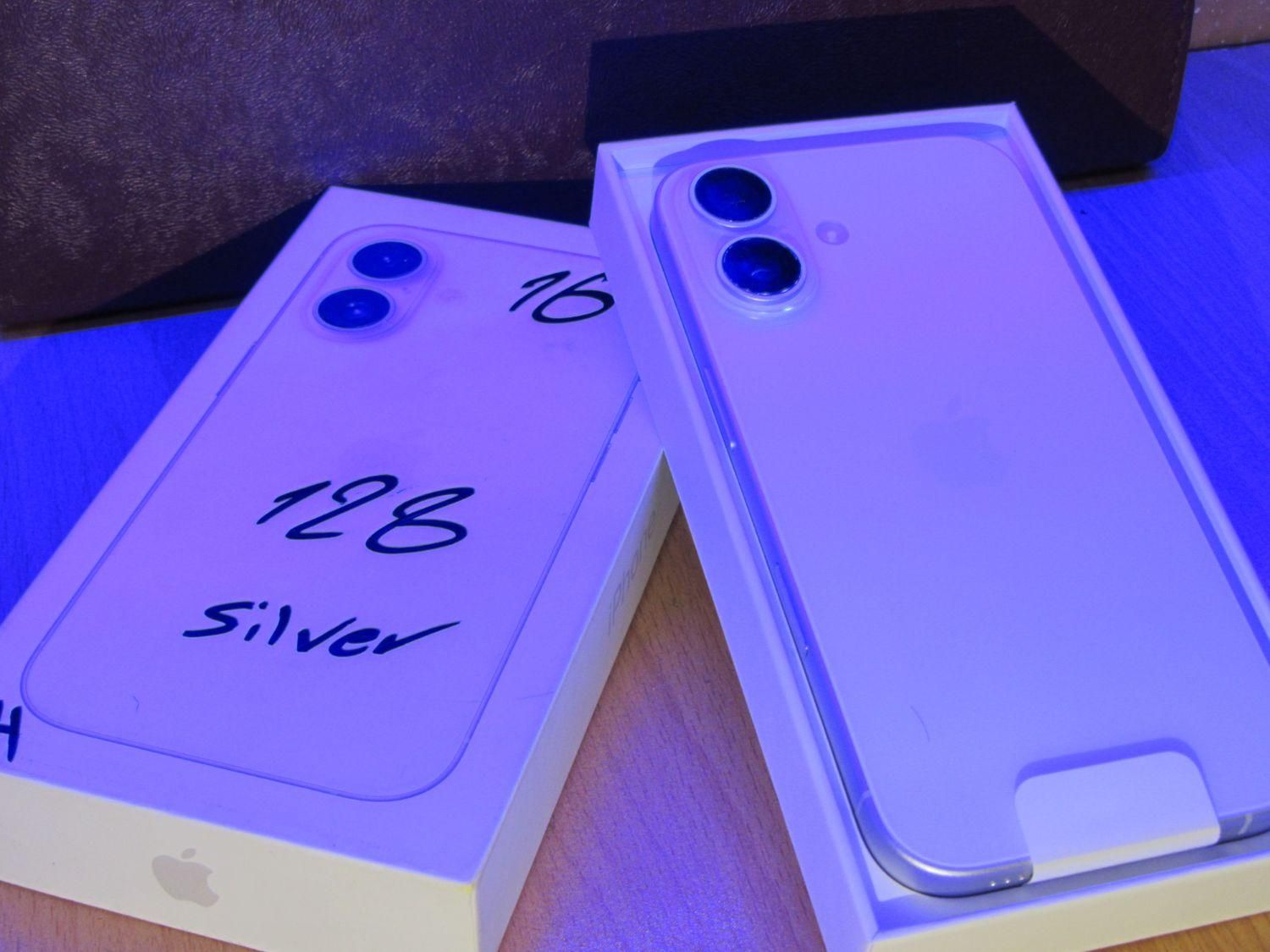 iphone 16 normal 128g|موبایل|اصفهان, دانشگاه اصفهان|دیوار