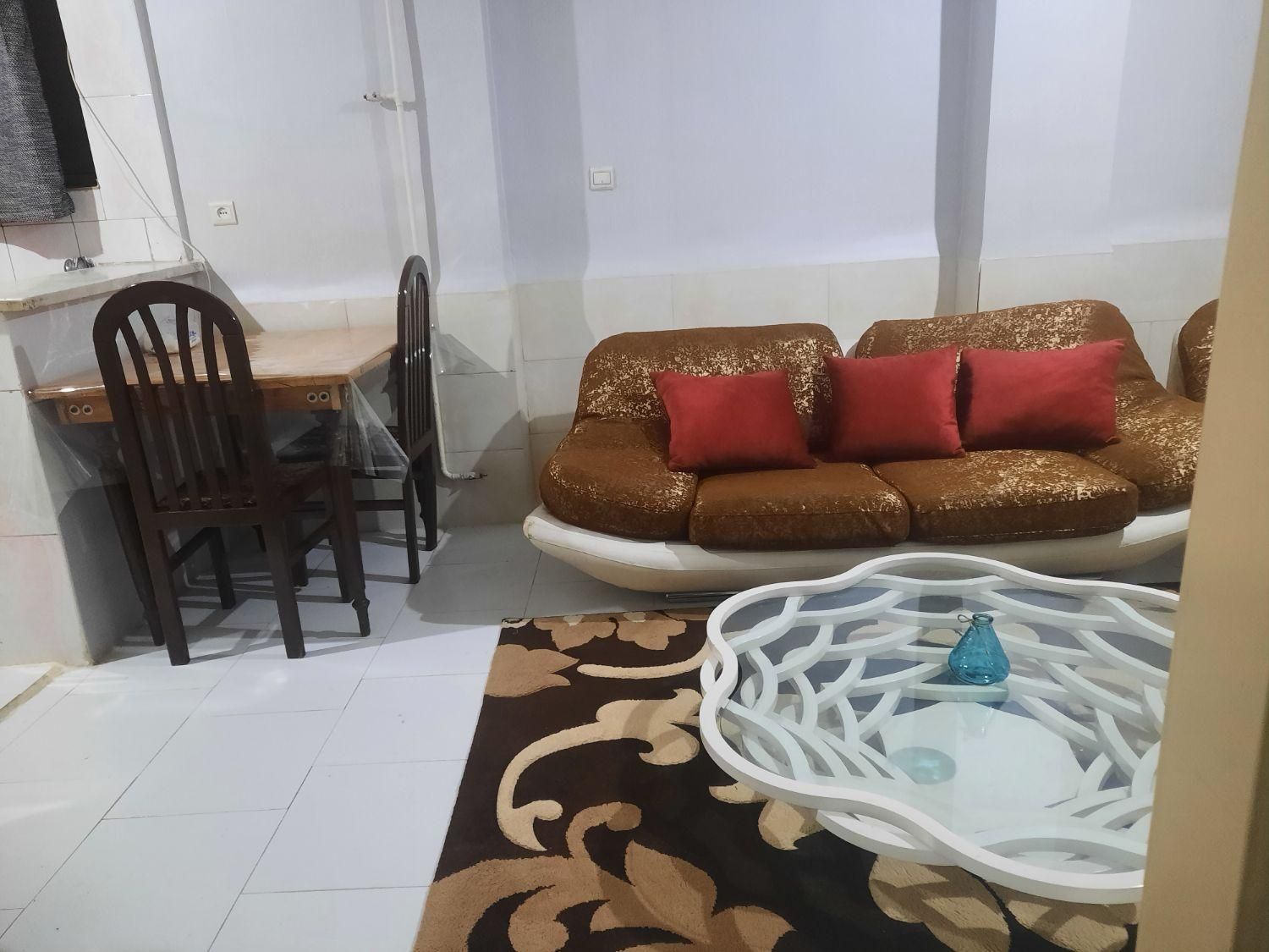 اجاره سویت ،آپارتمان، کوتاه مدت|اجارهٔ کوتاه‌مدت آپارتمان و سوئیت|تهران, نازی‌آباد|دیوار