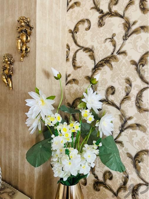 ۷شاخه گل مصنوعی در حد نو|گل مصنوعی|تبریز, |دیوار