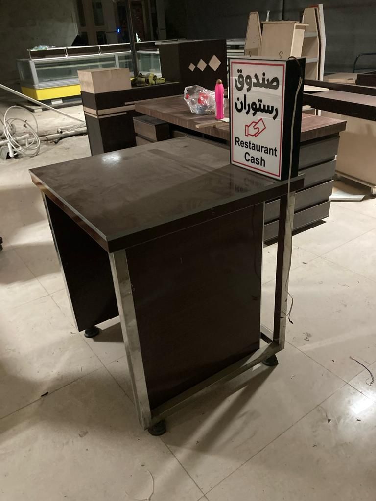 میز طبقه ی(آهن،استیل،mdf) کار فروش کانتر حراست|مبلمان اداری|تهران, جنت‌آباد شمالی|دیوار