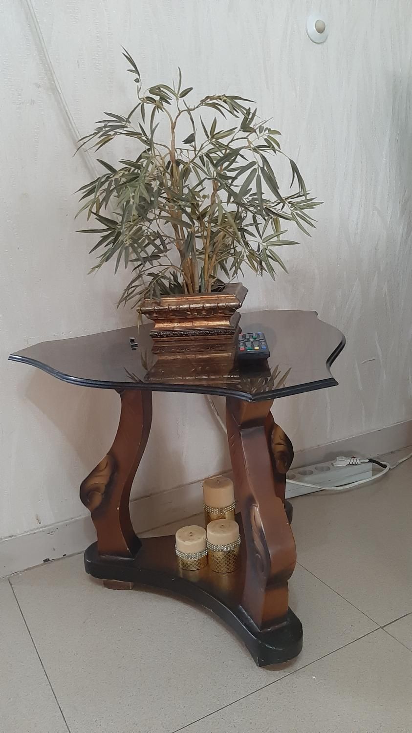 مبلمان ۷ نفره با چوب راش .فروش بعلت مهاجرت|مبلمان خانگی و میز عسلی|تهران, بهمن یار|دیوار
