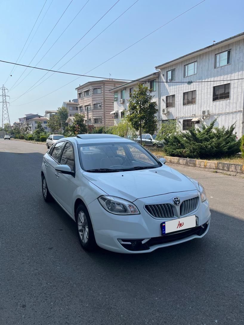 برلیانس H330 اتوماتیک 1500cc، مدل ۱۳۹۵|خودرو سواری و وانت|رشت, آزادگان|دیوار