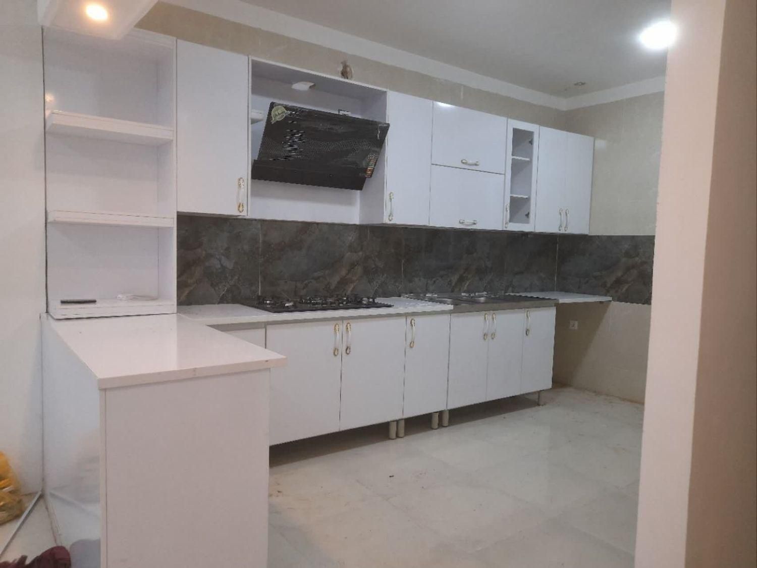 فروش و نصب انواع کابینت آماده|آب‌چکان و نظم‌دهنده ظروف|الیگودرز, |دیوار