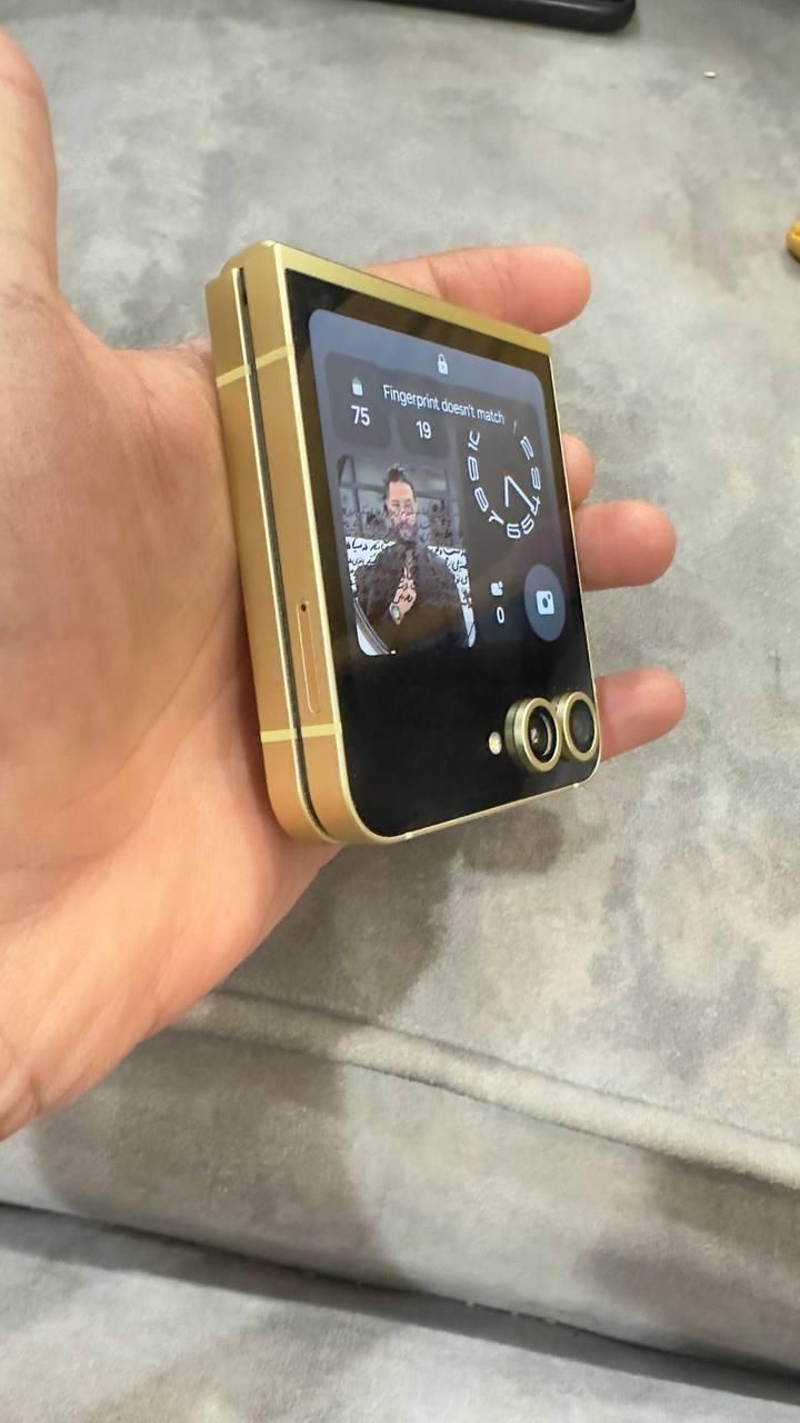 سامسونگ Galaxy Z Flip6 با حافظهٔ ۲۵۶ گیگابایت|موبایل|اصفهان, سپاهان‌شهر|دیوار