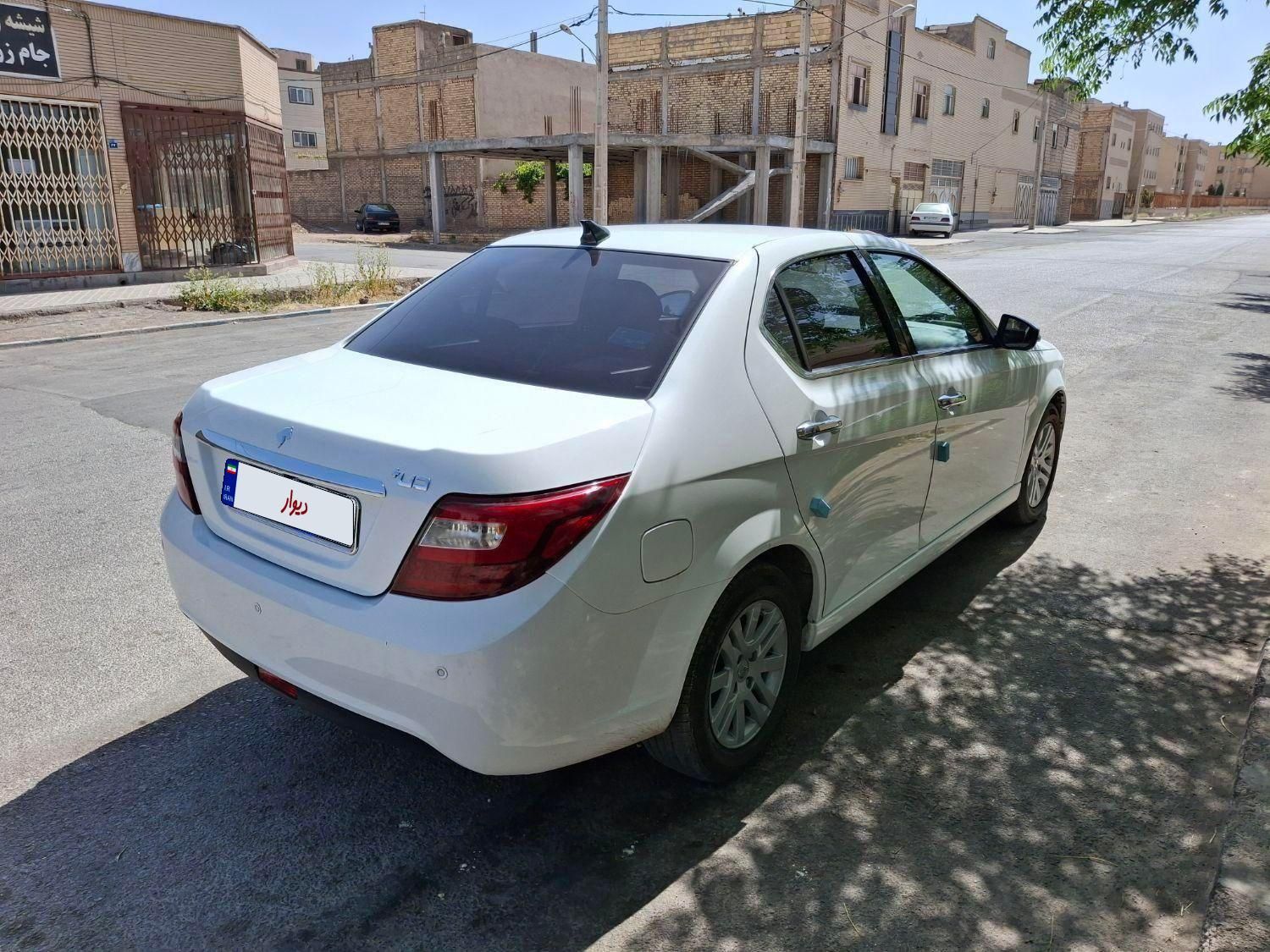 دنا پلاس|خودرو سواری و وانت|مبارکه, |دیوار
