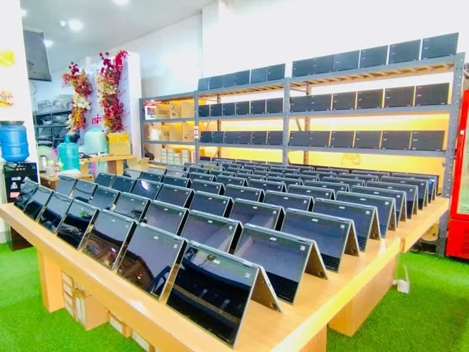 بزرگترین فروشگاه لپتاپ استوک  تکی و عمده باگارانتی|رایانه همراه|تهران, میرداماد|دیوار