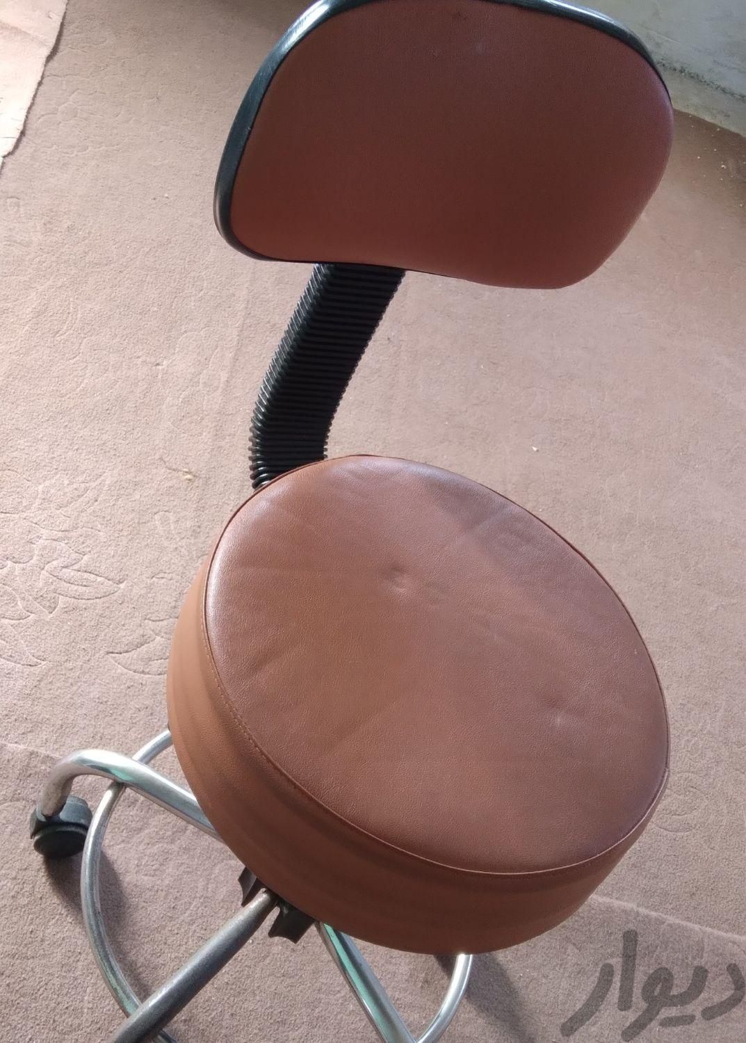 صندلی چرخدار کاملا سالم|صندلی و نیمکت|رودسر, |دیوار