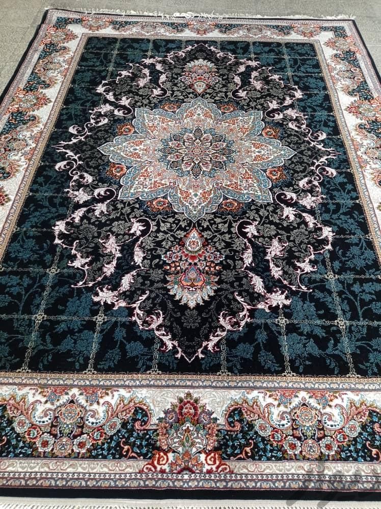 فرش های سرمه ای ودودی نگین مشهددرطرح ونقش مختلف|فرش|تهران, شهرک آپادانا|دیوار