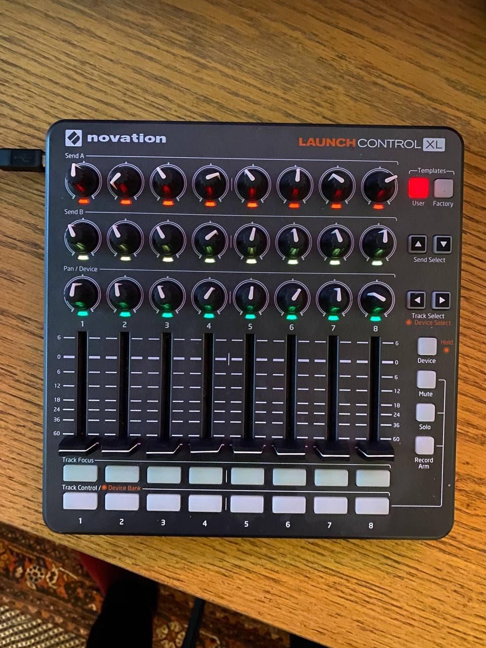 میدی نوویشن کنترل ایکس ال midi novation control xl|پیانو، کیبورد، آکاردئون|تهران, سعادت‌آباد|دیوار