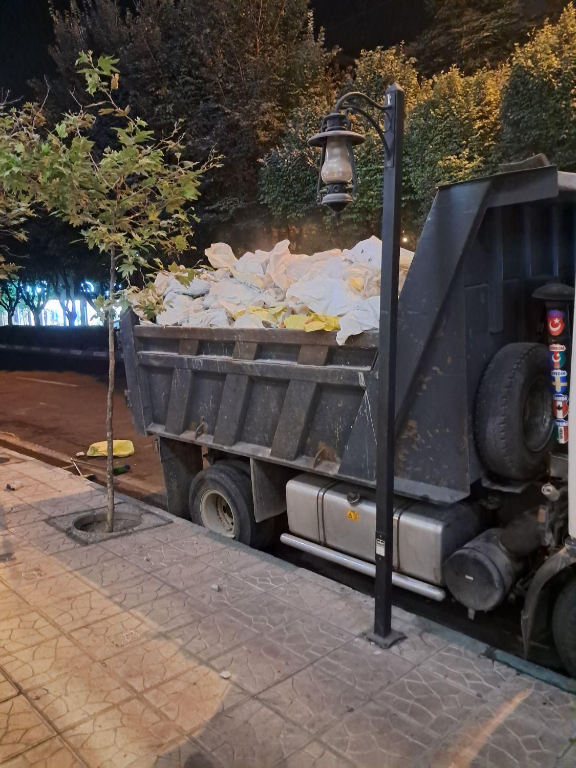 حمل نخاله خاک خاکبرداری بابادسان خاور بابکت کارگر|خدمات حمل و نقل|تهران, اختیاریه|دیوار