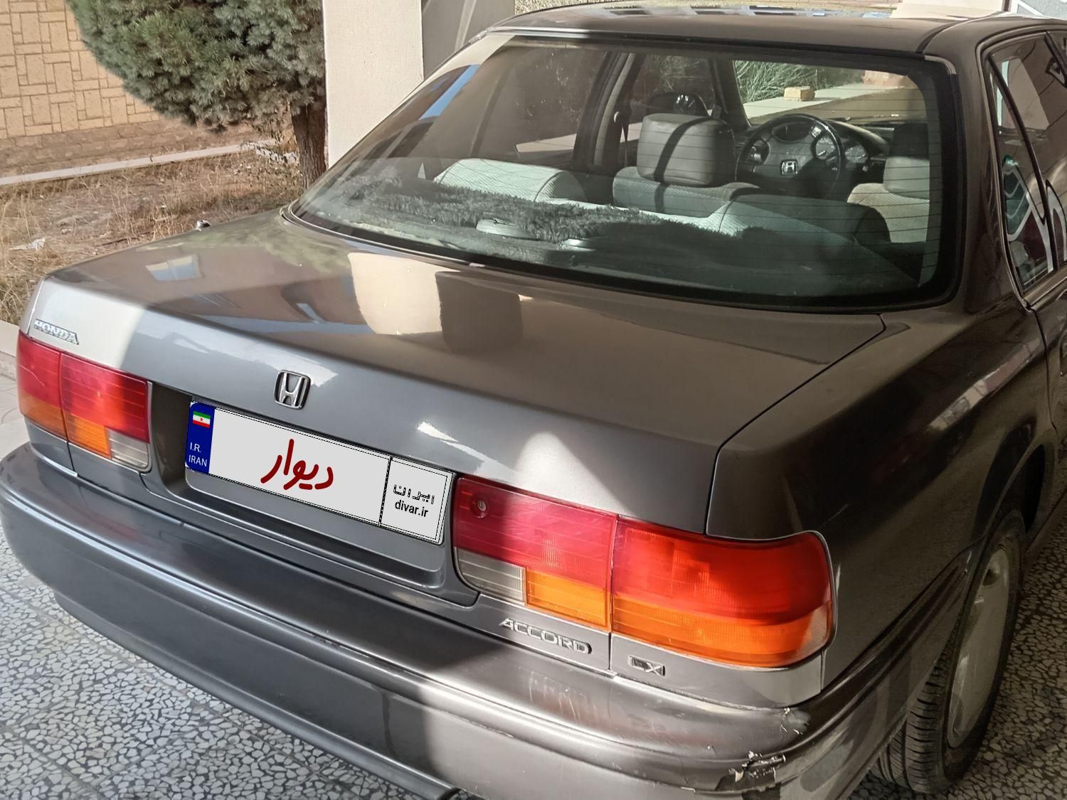 هوندا آکورد EX، مدل ۱۹۹۲ معاوضه با نیسان وانت|سواری و وانت|تهران, اکباتان|دیوار