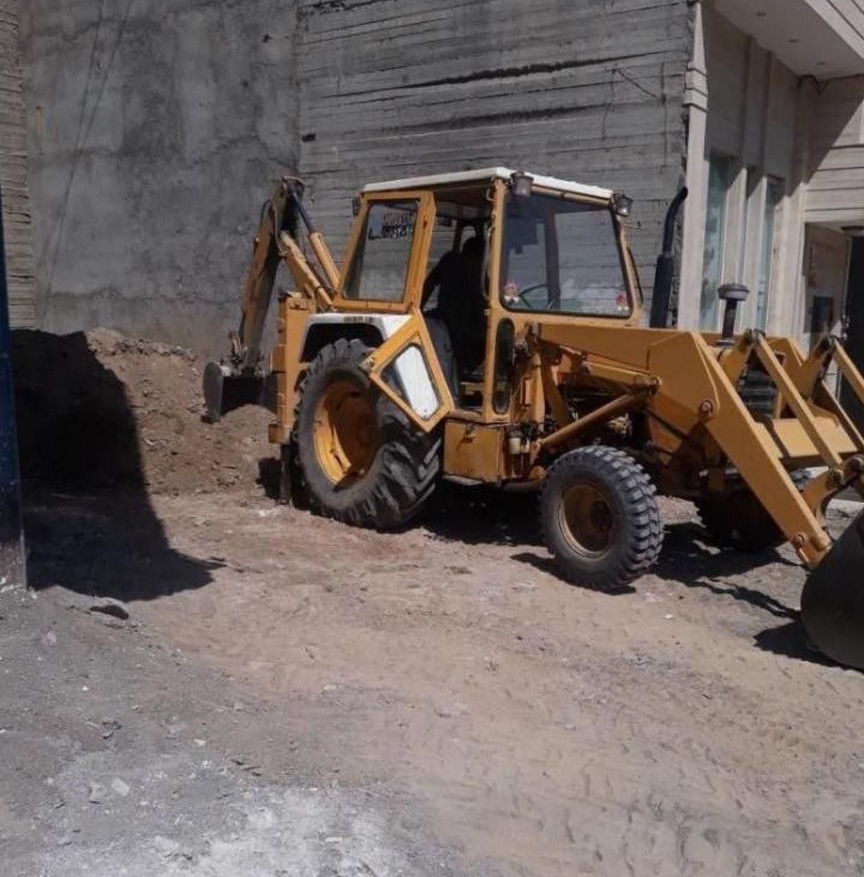 اجاره بیل بکهو،بیل مکانیکی،توماس،،خاکبرداری|خدمات حمل و نقل|مشهد, عبادی|دیوار