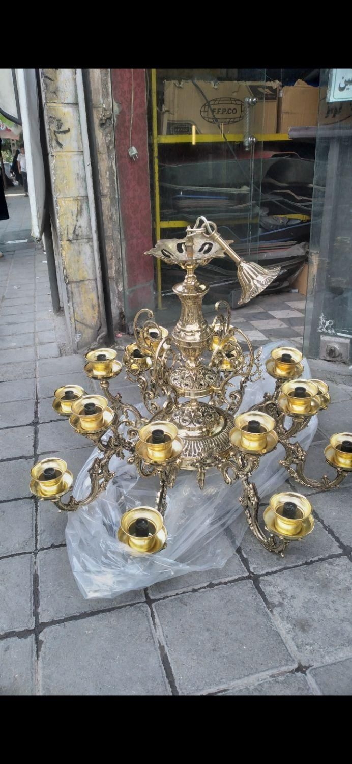 لوستر ۱۶ شاخه تمام برنج اصلی|لوستر و چراغ آویز|تهران, اتابک|دیوار