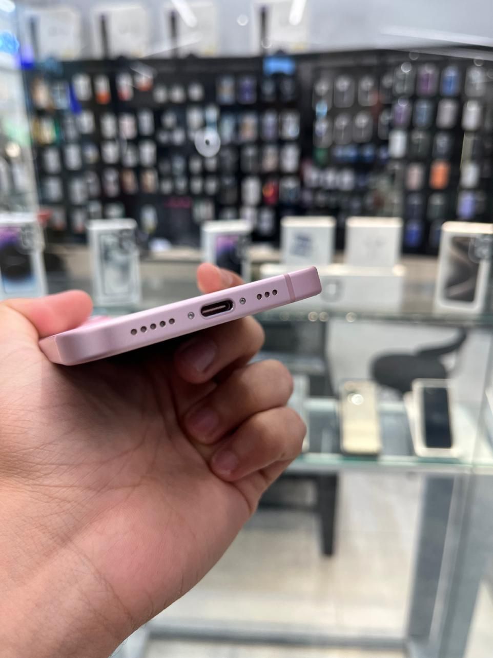 اپل iPhone 15 با حافظهٔ ۱۲۸ گیگابایت|موبایل|تهران, صادقیه|دیوار