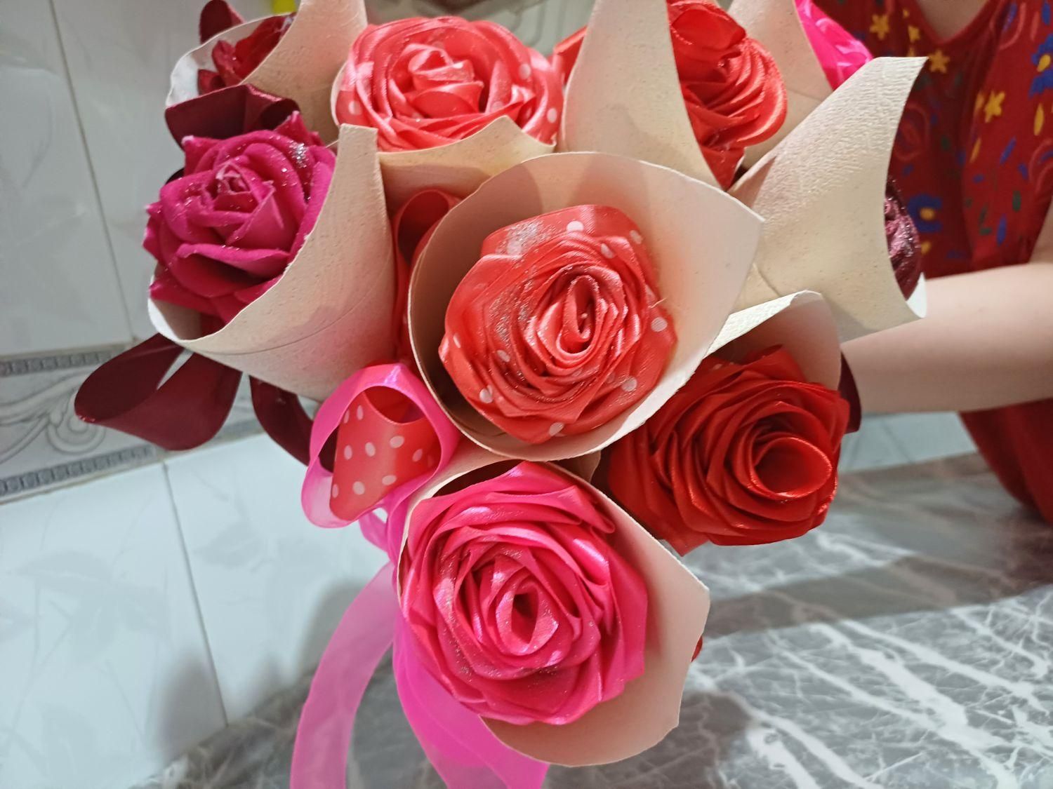 گل شیک و زیبا برای هدیه دادن|گل مصنوعی|پاکدشت, |دیوار