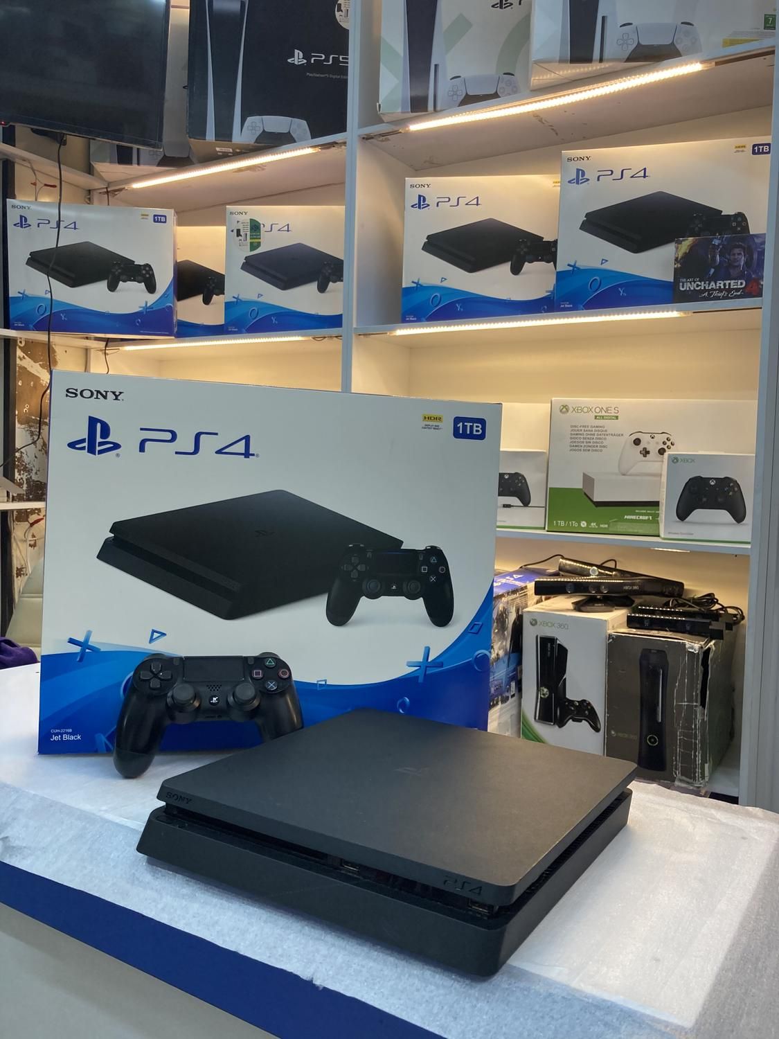 Ps4 slim 1t / پی اس ۴ اسلیم یک‌ ترابایت|کنسول، بازی ویدئویی و آنلاین|تهران, فردوسی|دیوار