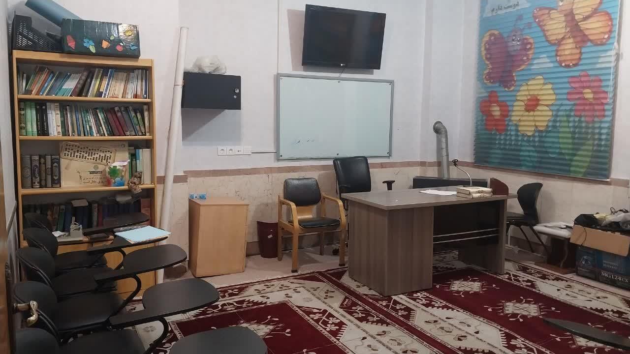 اتاق  اداری مجهز و مبله|اجارهٔ دفتر کار، اتاق اداری، مطب|تهران, صفا|دیوار