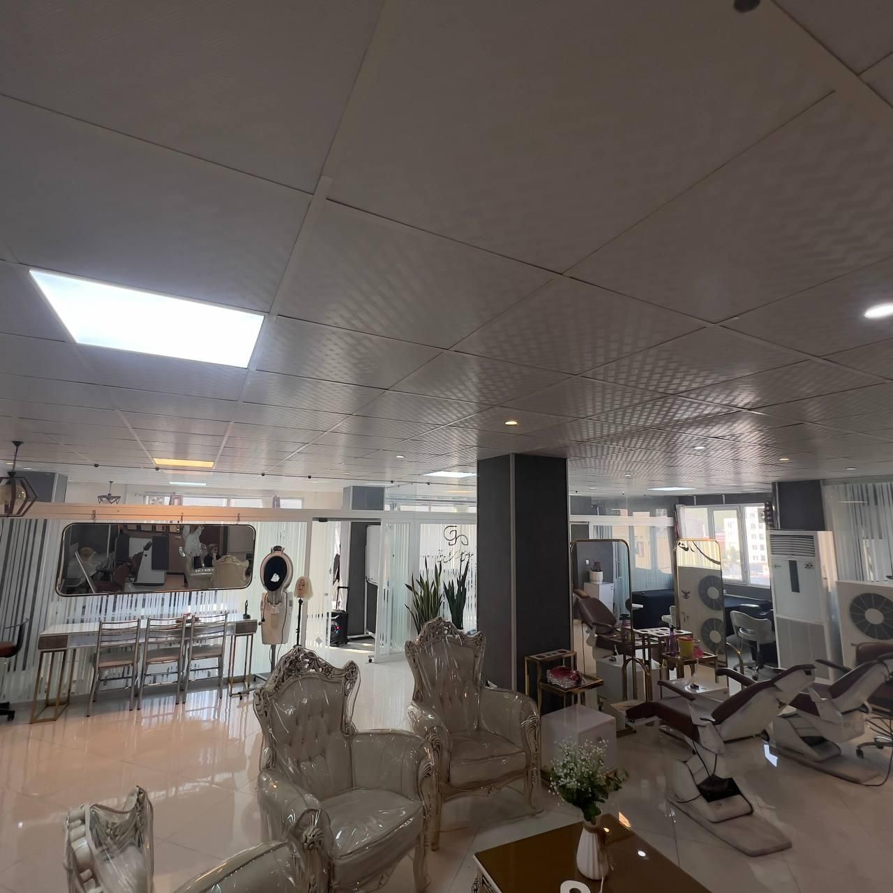 میکاپ و شینیون کار ،رنگ کار،ناخن کار، مژه کار|استخدام درمانی، زیبایی، بهداشتی|کرج, حصارک|دیوار