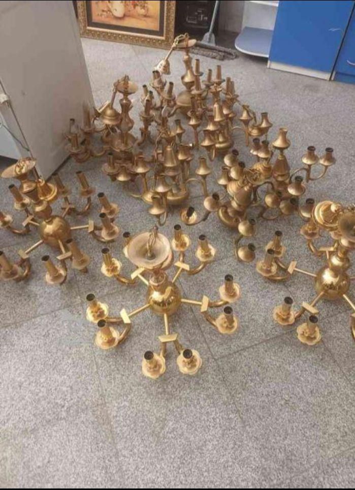 فروش‌و‌‌ خریدار لوستر طلایی و اینه و شمعدان برنزی|لوستر و چراغ آویز|تهران, اکباتان|دیوار