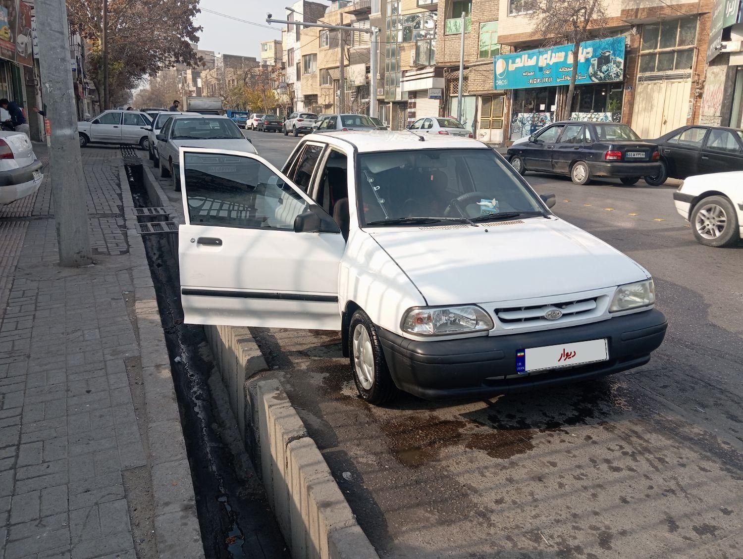 پراید صندوق‌دار بنزینی، مدل ۱۳۸۴|خودرو سواری و وانت|مشهد, بلوار توس|دیوار