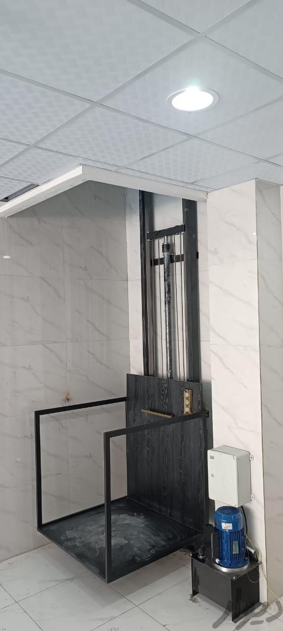 شرکت آسانسور بالاتبار آذر