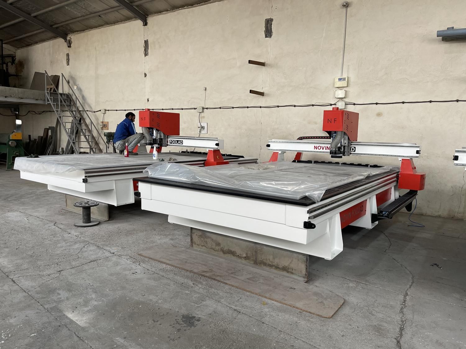 سی ان سی چوب cnc پرس وکیوم دورکن لبه چسبان|ماشین‌آلات صنعتی|تهران, ایران|دیوار