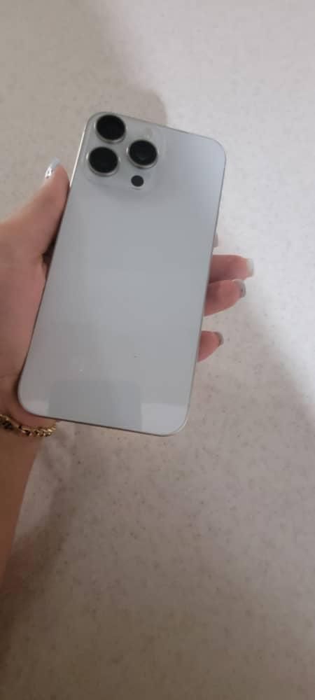 اپل iPhone 15 Pro Max با حافظهٔ ۲۵۶ گیگابایت|موبایل|اصفهان, باغ فدک|دیوار
