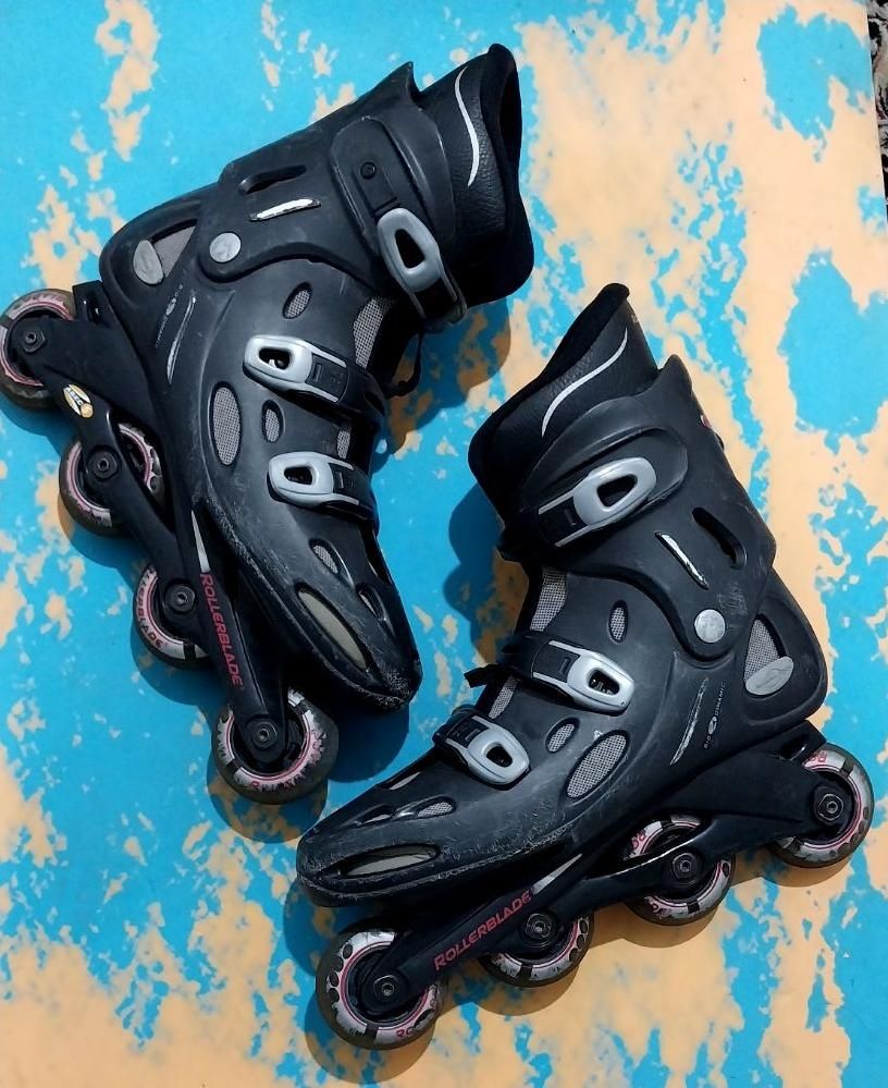 اسکیت حرفه ای رولربلیدROLLERBLADEاصل ایتالیا|دوچرخه، اسکیت، اسکوتر|تهران, شیرازی|دیوار