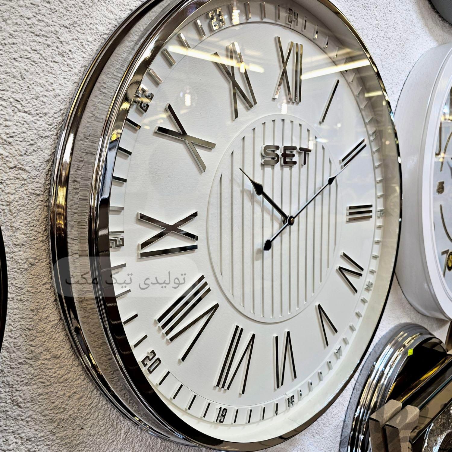ساعت دیواری فلزی ۶۵سانت نقره ای صفحه سفید|ساعت دیواری و تزئینی|تهران, شهید دستغیب|دیوار