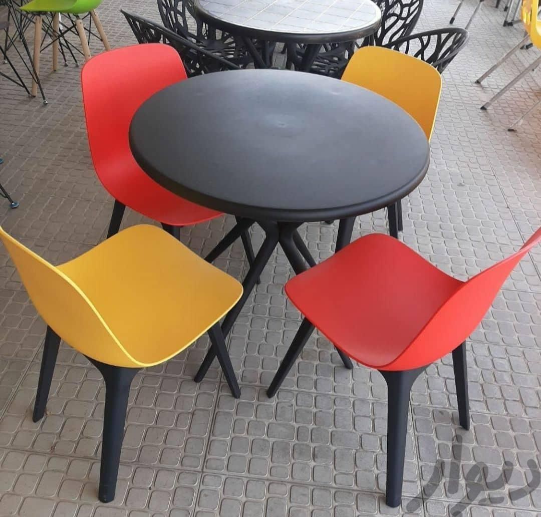 میز و صندلی ناهارخوری غذاخوری پلاستیکی|صندلی و نیمکت|تهران, جیحون|دیوار