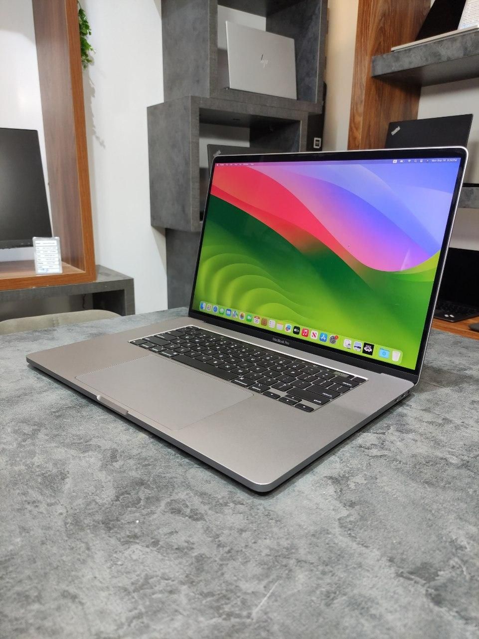 ۱۶ اینmacbook pr 2019 مک بوک پرو گرافیکدار  طراحی|رایانه همراه|تهران, کوی فردوس|دیوار