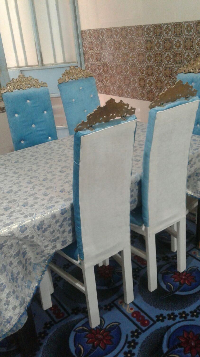 ۶ نفره با دوتا صندلی اضافه|میز و صندلی غذاخوری|اهواز, کمپلو جنوبی (کوی انقلاب)|دیوار