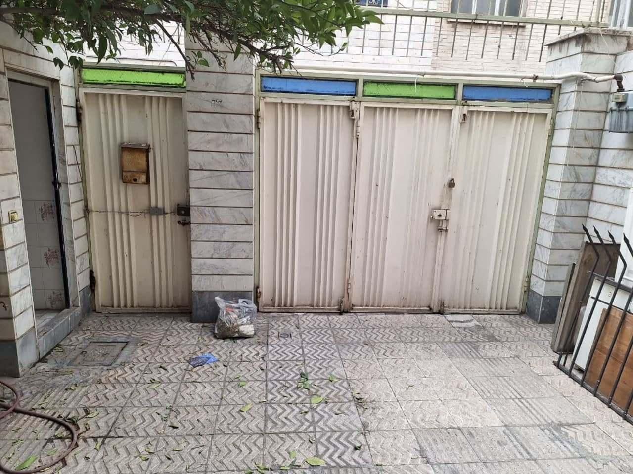 ملک 110متر/کامل بازسازی شده/قابل سکونت/3 طبقه|فروش زمین و ملک کلنگی|تهران, زاهد گیلانی|دیوار