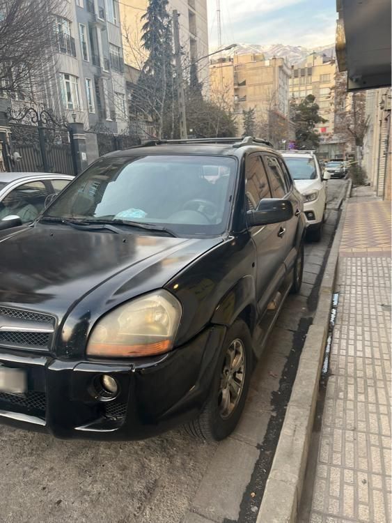 هیوندای توسان ix 35 2700cc، مدل ۲۰۱۰|خودرو سواری و وانت|تهران, زعفرانیه|دیوار