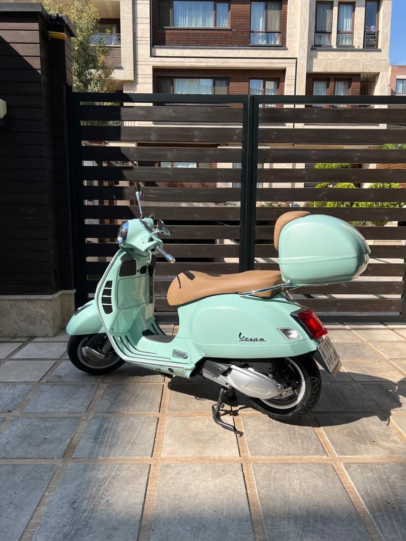 وسپا GTS vespa|موتورسیکلت|تهران, پاسداران|دیوار