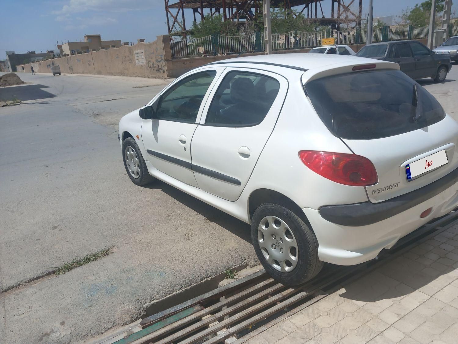 پژو 206 تیپ ۲، مدل ۱۳۸۳|خودرو سواری و وانت|همدان, |دیوار