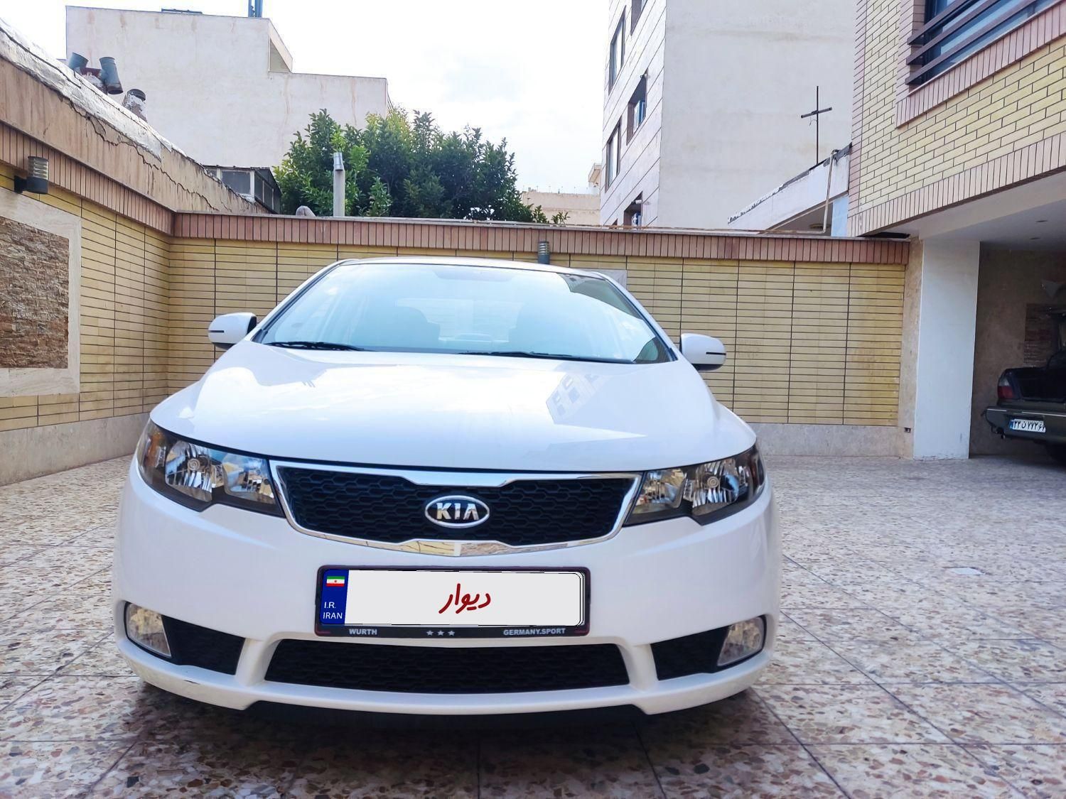 کیا سراتو مونتاژ اتوماتیک آپشنال 2000cc، مدل ۱۳۹۷|خودرو سواری و وانت|اصفهان, خانه اصفهان|دیوار