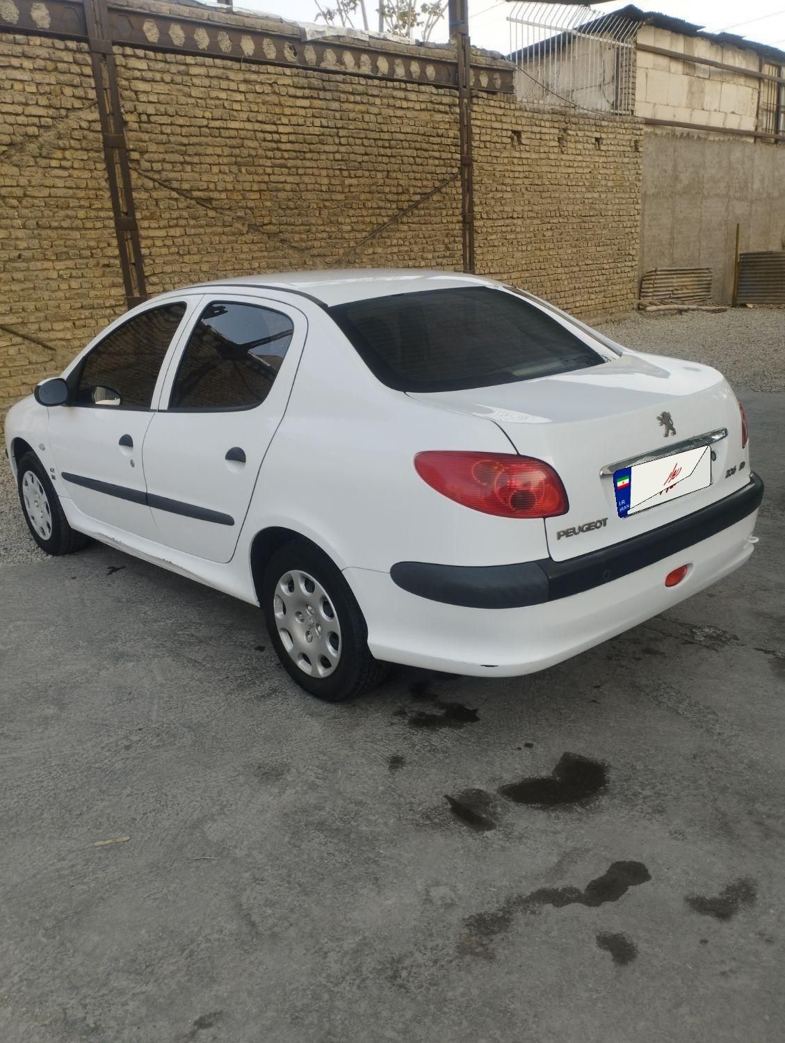 پژو 206 SD V8، مدل ۱۳۹۵ کاملا بی رنگ|خودرو سواری و وانت|تهران, صالح‌آباد شرقی|دیوار