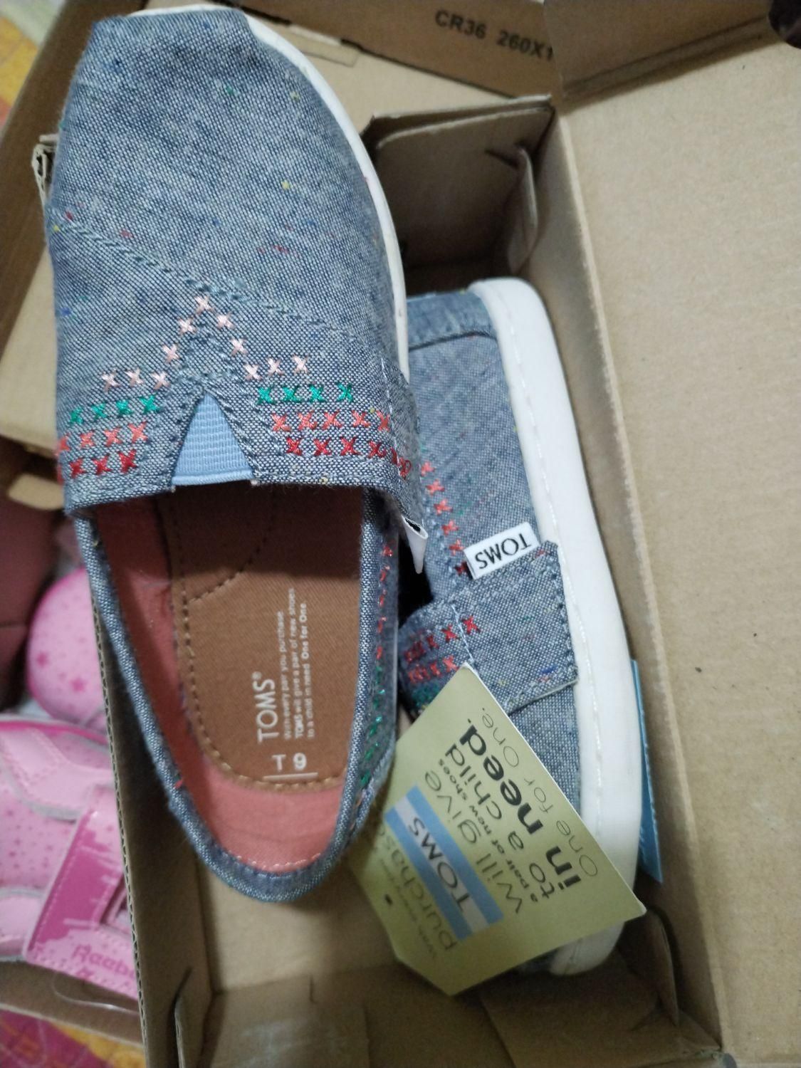 کتونی نو ریباک reebok کفش تامز toms|کفش و لباس بچه|تهران, پونک|دیوار