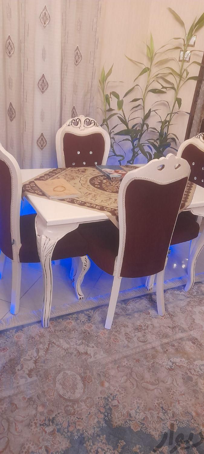 میز|میز و صندلی غذاخوری|تهران, شهید بروجردی|دیوار