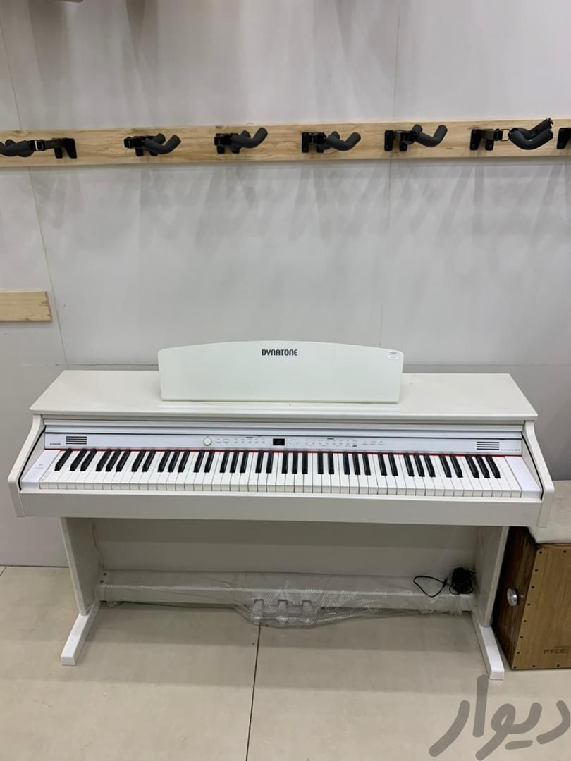 پیانو دیجیتال سطح حرفه ای دایناتون SLP260|پیانو/کیبورد/آکاردئون|تهران, جمهوری|دیوار